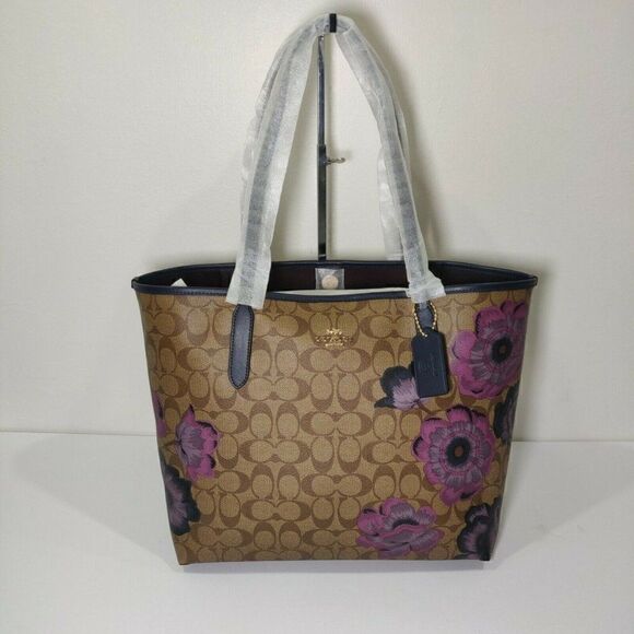 NWT COACH 5697 CITY TOTE IN SIGNATURE CANVAS WITH KAFFE FASSETT PRINT purple - Picture 1 of 7